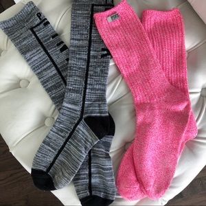 VS Pink 2 Pairs of Socks
